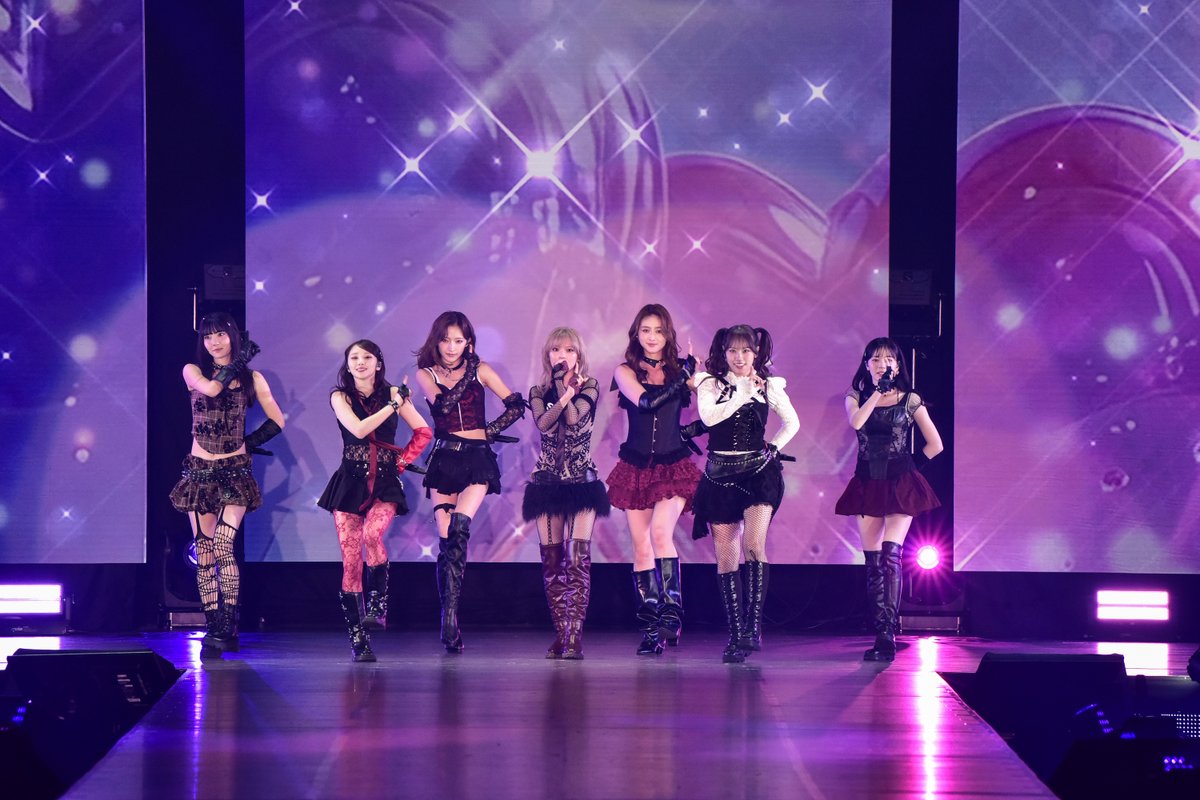 Hwaiting_News's tweet photo. 【フォトレポ】Girls²がパフォーマンスを披露！　Rakuten GirlsAward 2026 A/W

🔗https://t.co/e23qxZ3F73

#Girls2 #GirlsGirls #ガールズガールズ #Hwaiting #ファイティン https://t.co/gFWa6uQzAQ