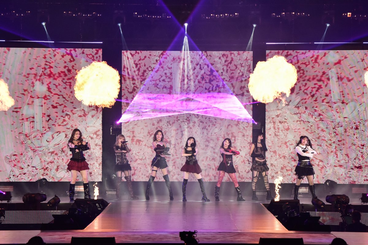 Hwaiting_News's tweet photo. 【フォトレポ】Girls²がパフォーマンスを披露！　Rakuten GirlsAward 2026 A/W

🔗https://t.co/e23qxZ3F73

#Girls2 #GirlsGirls #ガールズガールズ #Hwaiting #ファイティン https://t.co/gFWa6uQzAQ