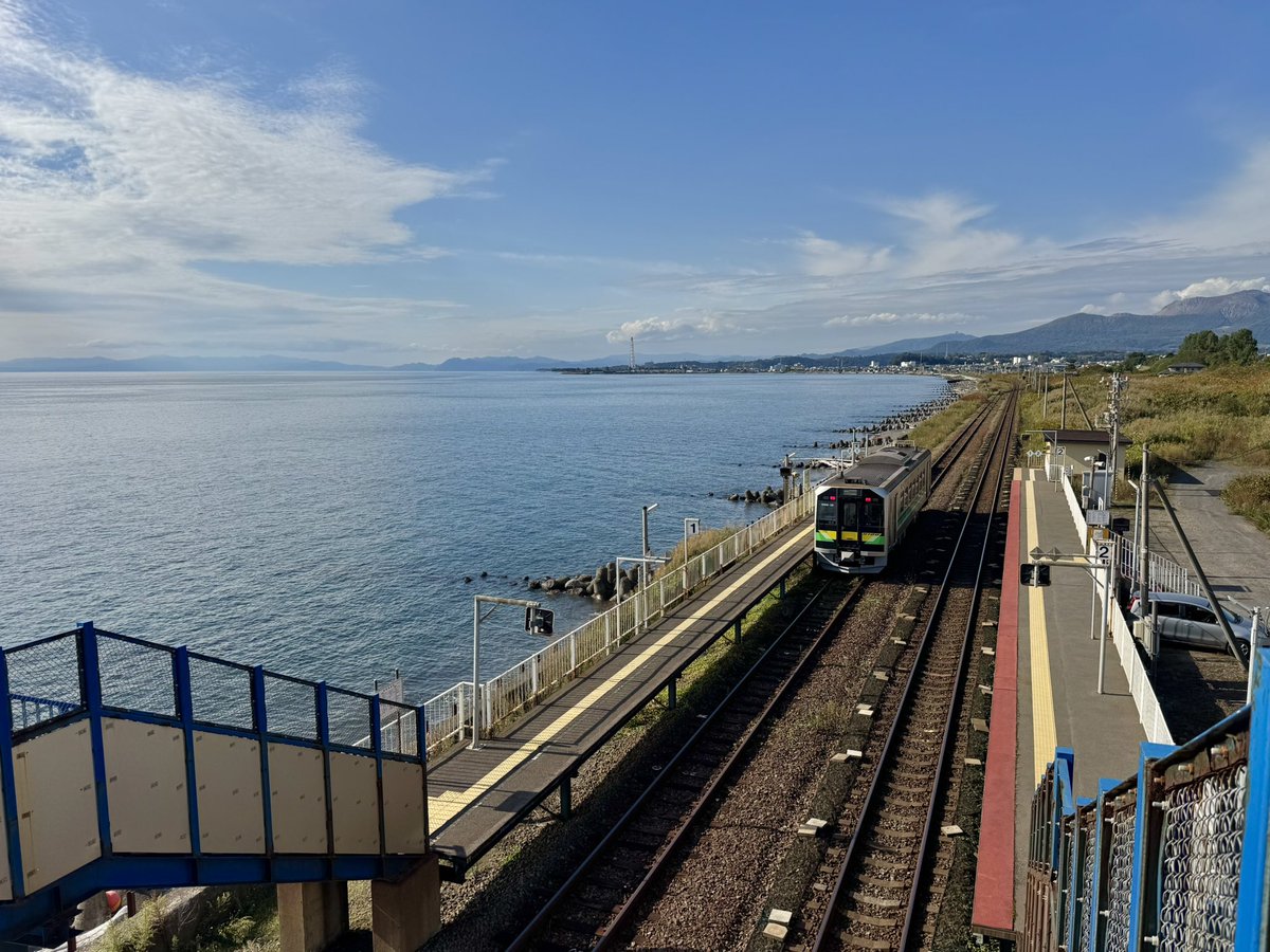 Asuka_Shiromaru's tweet photo. 噴火湾に一番近い駅　きたふなおか https://t.co/TT41mWMqTt