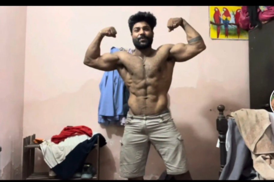 AakashVarmi6i9's tweet photo. Guy's hot 🥵 hunk 💪 pura nanga hoke apani full body 👅 dikha raha hai like share and retweet my post uploaded new pic and videos 🎥 https://t.co/BYm12HU1yM
