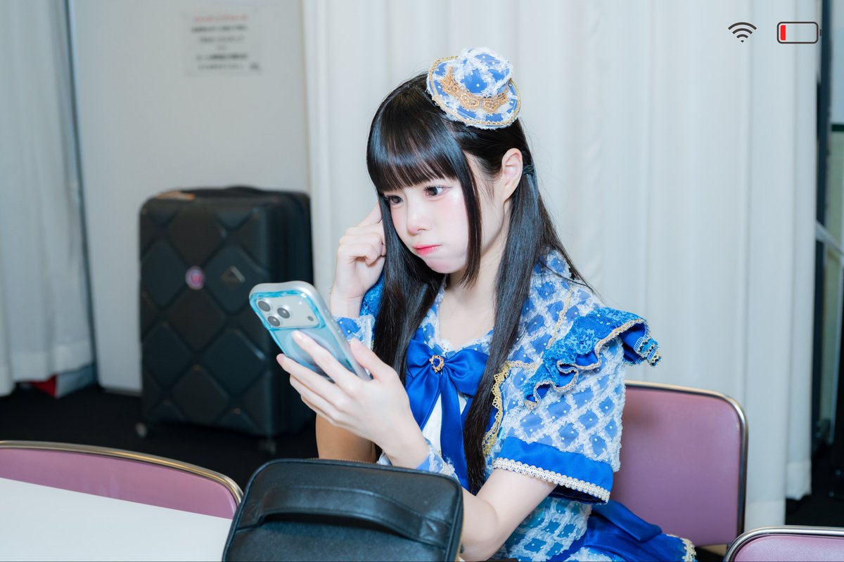 iLiFE_karen's tweet photo. メイク中だよ💄♡ でも充電ないや、、 https://t.co/rQvUvMnOAM