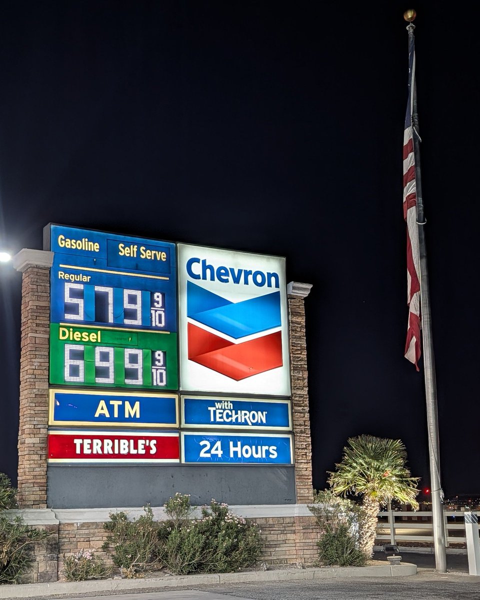 LasVegasLocally's tweet photo. Las Vegas is 16 cents away from the highest gas prices in its history.

Diesel broke its all-time Vegas record on Thursday at $6.85/gallon.

Somewhere in Summerlin, a guy with a lifted F-250 just looked up the bus schedule. https://t.co/DG3zyRfAQh