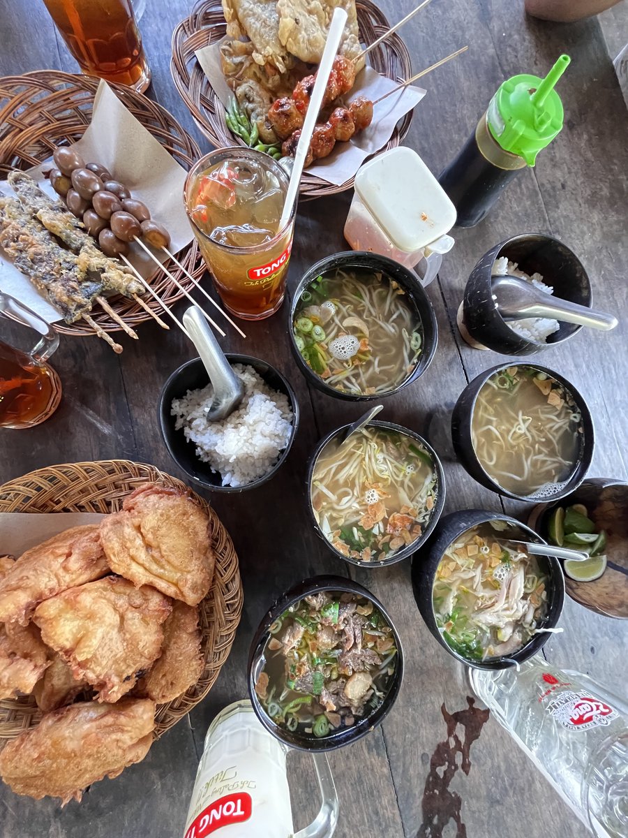 gebielll's tweet photo. today’s lunch https://t.co/tzgI42wF0V