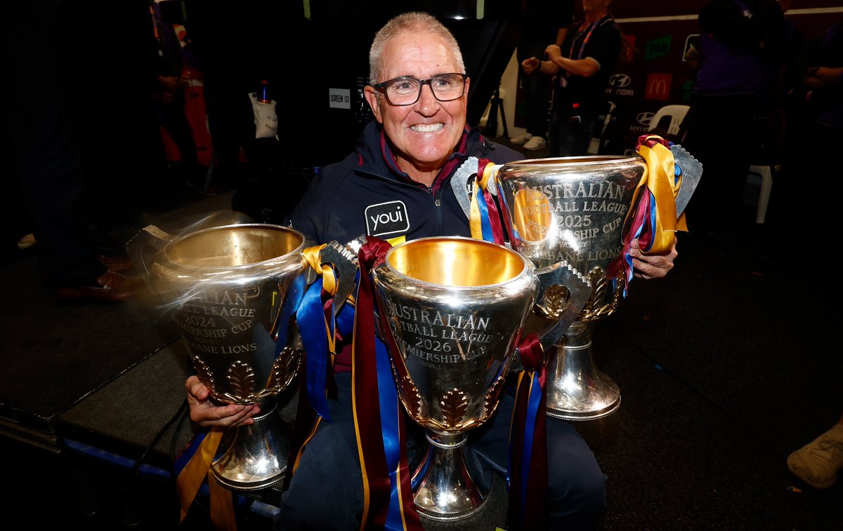 MCG's tweet photo. 🏆🏆🏆 https://t.co/UdoOV1yyH7
