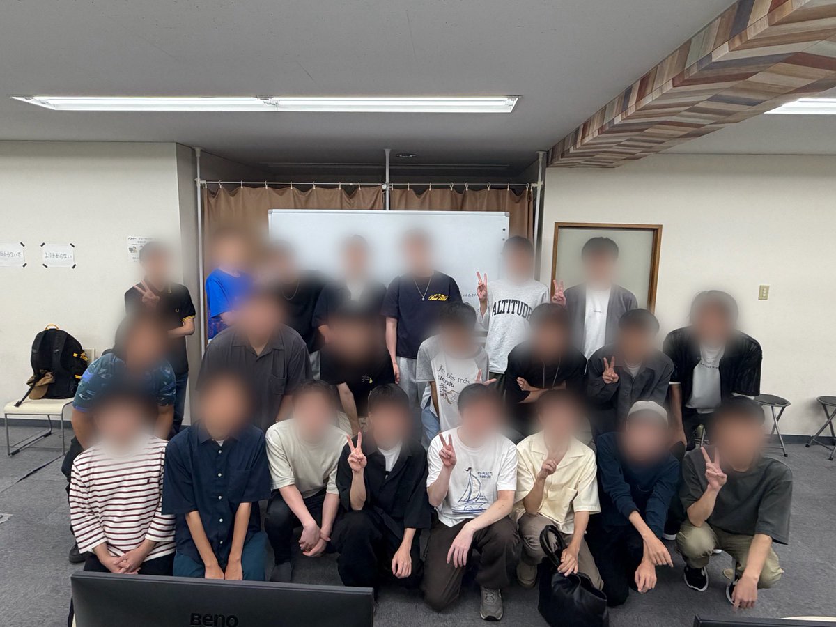 UECSplatoon's tweet photo. BUZZ esports 上野で第5回squecオフ会を開催しました‼️
オフ会ドラフトの優勝🏆は
yumeさん、こしひかりさん、ぬかにわさん、とっとMANさんです‼️おめでとうございます🎊
参加してくださって皆さん、ありがとうございました🙇‍♂️ https://t.co/IuPkCIfca1