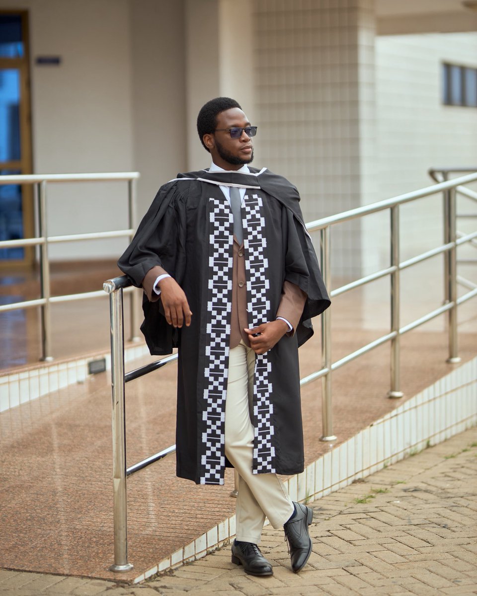 vordzorgbeR's tweet photo. Master of Science in Information Systems https://t.co/n2Y9l5LABr
