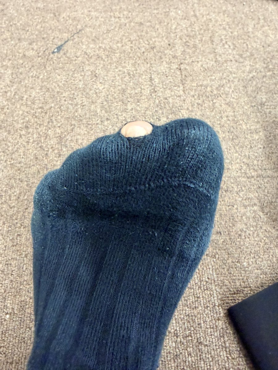 tomoki5bcj's tweet photo. 人差し指ｺﾝﾆﾁﾊｰ https://t.co/41S3aukMrc