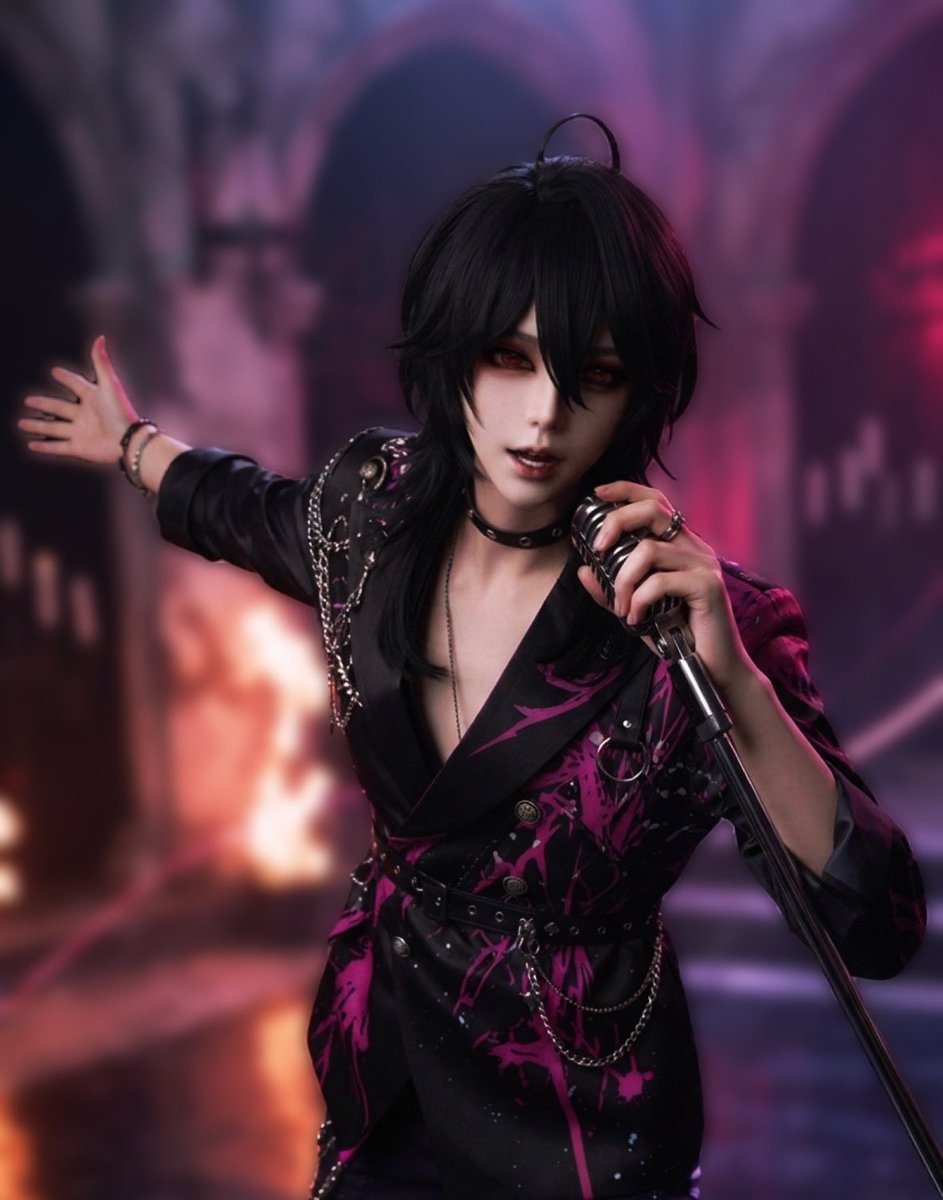 sio_nim's tweet photo. ＃あんスタ #コスプレ #朔零 #sakumare #cosplay #cos 

🦇 https://t.co/9ephM6N77b