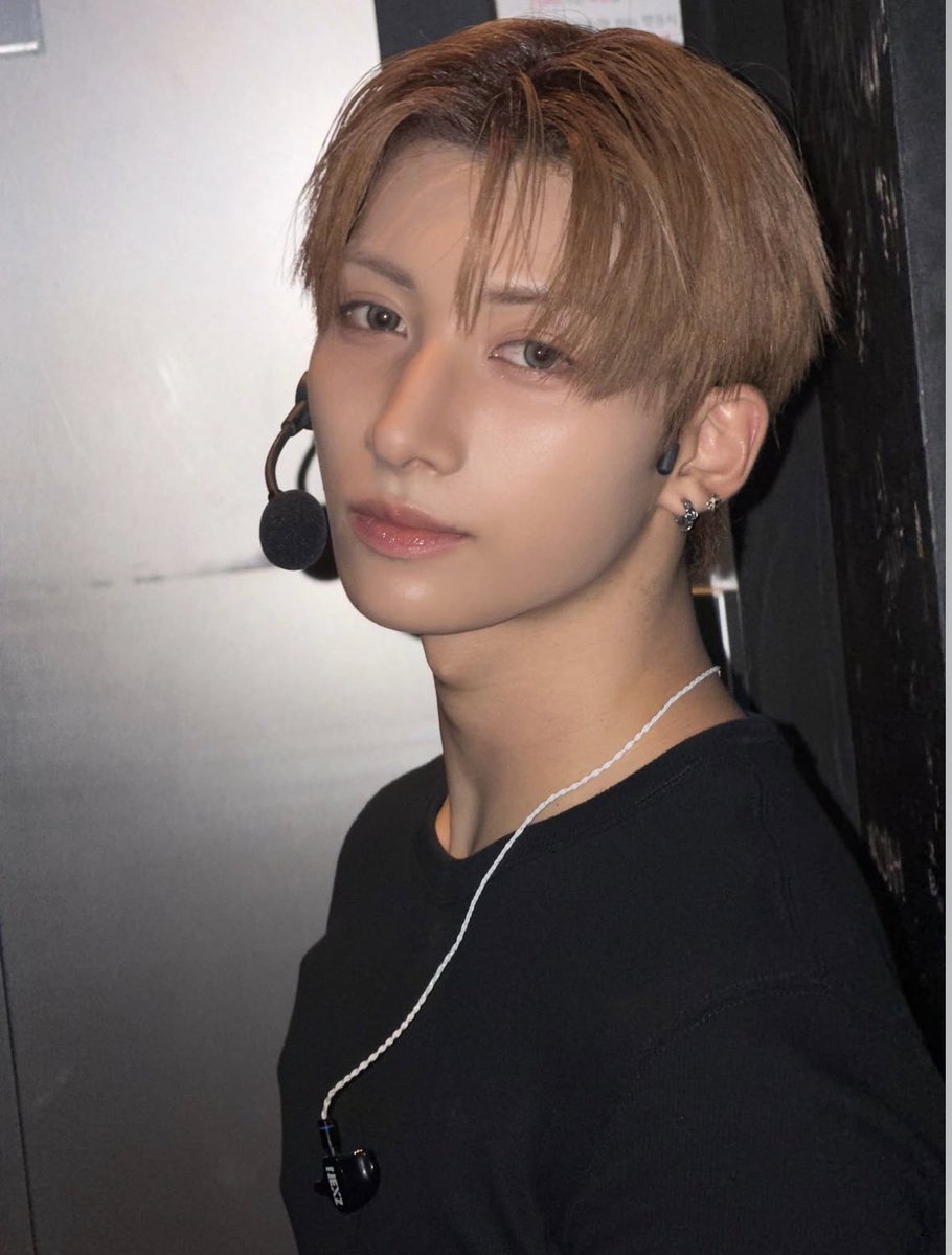 srrn___yu's tweet photo. またこの季節がやってきた✨
NEXZ YU！富安悠！ﾄﾐﾔｽの出番！
みよ、これが"顔面国宝"やっ🫰🏻✨
どんな衣装も着こなし
クールな表情も笑顔もすてきっ！！
前は黒髪やったけど最近ハイトーンに
なってまた一段とイケメン！男前！
全力で推します🫸❤️‍🔥❤️‍🔥❤️‍🔥

#ViVi国宝級イケメンランキング
#NEXZ #YU https://t.co/OLemKzw2mv