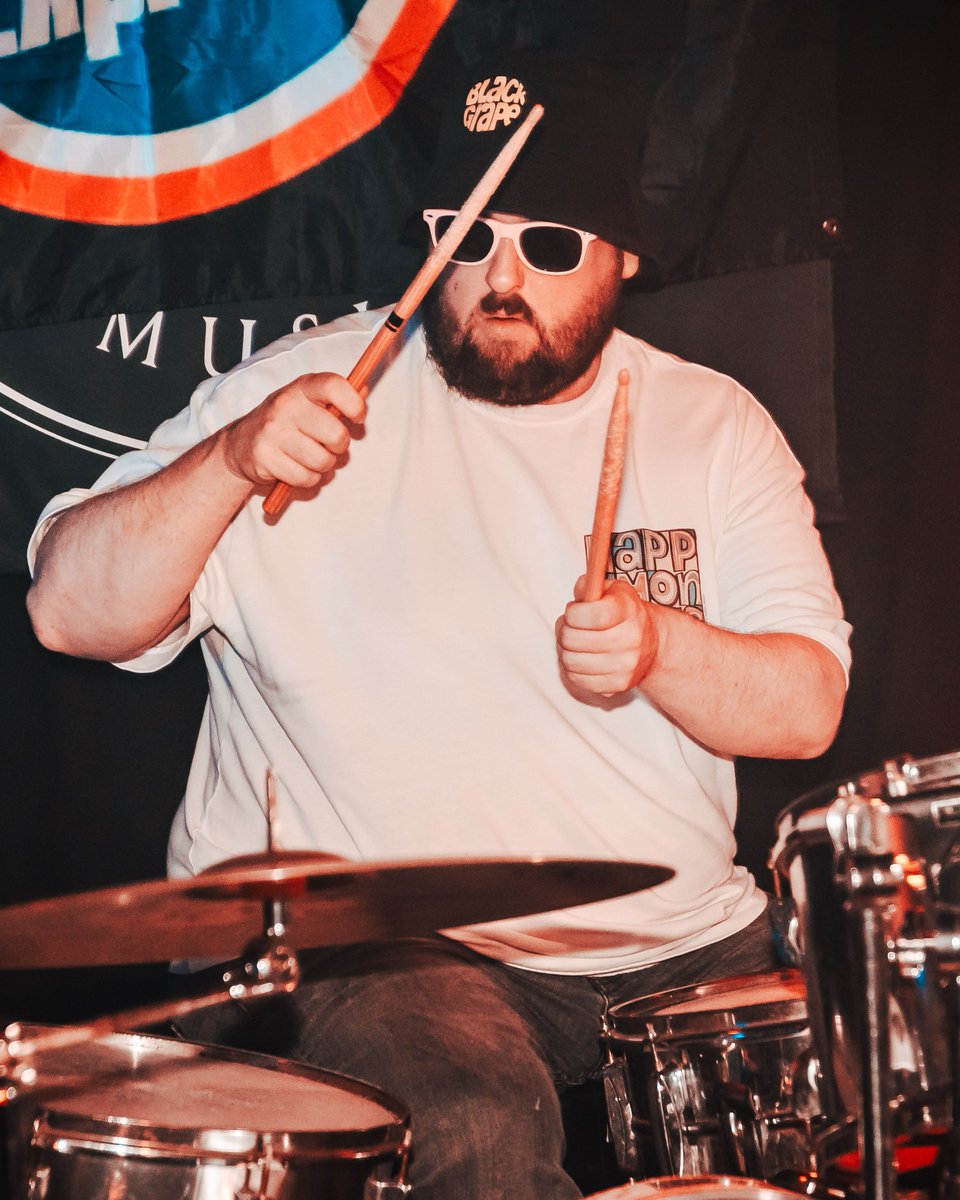 MonzaExpress's tweet photo. Fabulous night at @DrummondsAberd1 last night. Thanks to Kyan for the photos 📸 Give him a follow on Instagram https://t.co/uCUve315Mw https://t.co/Q2Go61Lmu8