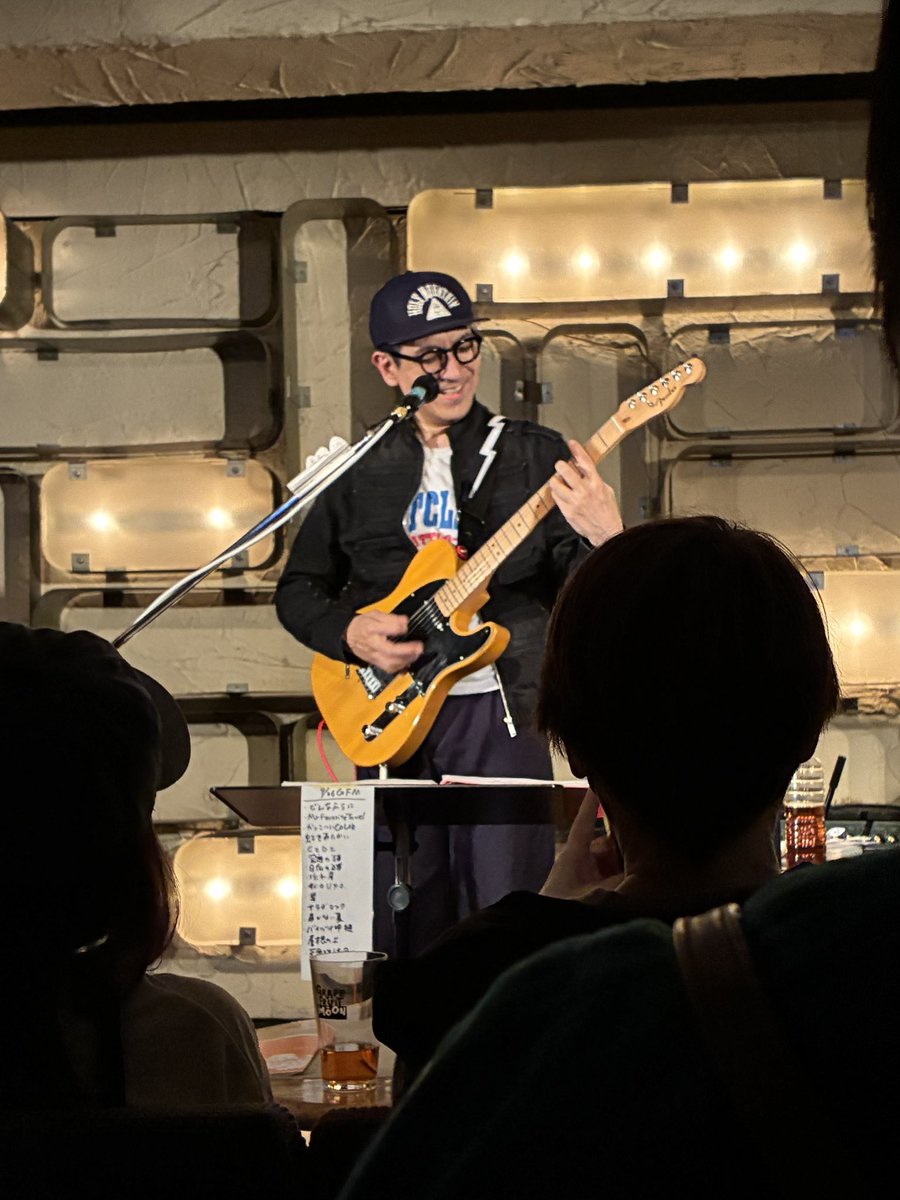 kaporing_jp's tweet photo. カイヌシゆうさくちゃんソロライブ『真昼のムーンウォーク』@三軒茶屋GRAPEFRUIT MOON、始まりから終わりまで楽しかったけど、シーサーちゃんたちの歌う屋根の上に泣き笑いでした⤴︎それにしても昼間っからお酒と推しのライブを楽しめるなんて幸せ過ぎ♡ https://t.co/RU9MA2JpmA