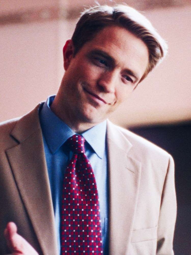 DiscussingFish_'s tweet photo. Robert Pattinson says he is planning to kill the actor who gets cast as Batman in The DCU.

(Source: https://t.co/Pw6ARk740I) https://t.co/KUxkHvtfki
