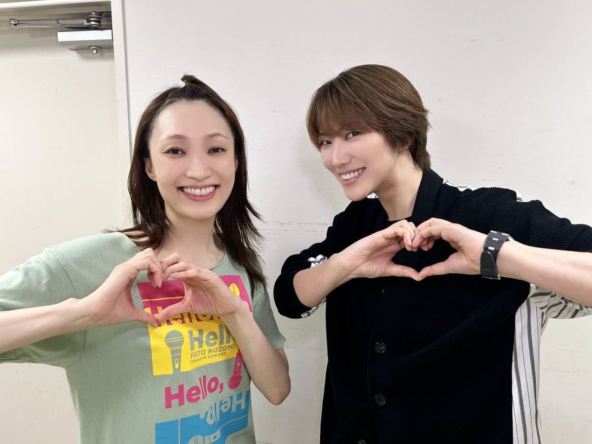 hirokinanami773's tweet photo. 日生劇場「ファニー・ガール」観劇
だいもんこと、望海風斗さん演じるファニーは、一生懸命で愛おしく力強い歌声がどこまでも響いてました。すごい。
みなさんの歌やダンス、タップもあり大迫力でした！！
#ファニーガール https://t.co/DlSlOr4tNJ