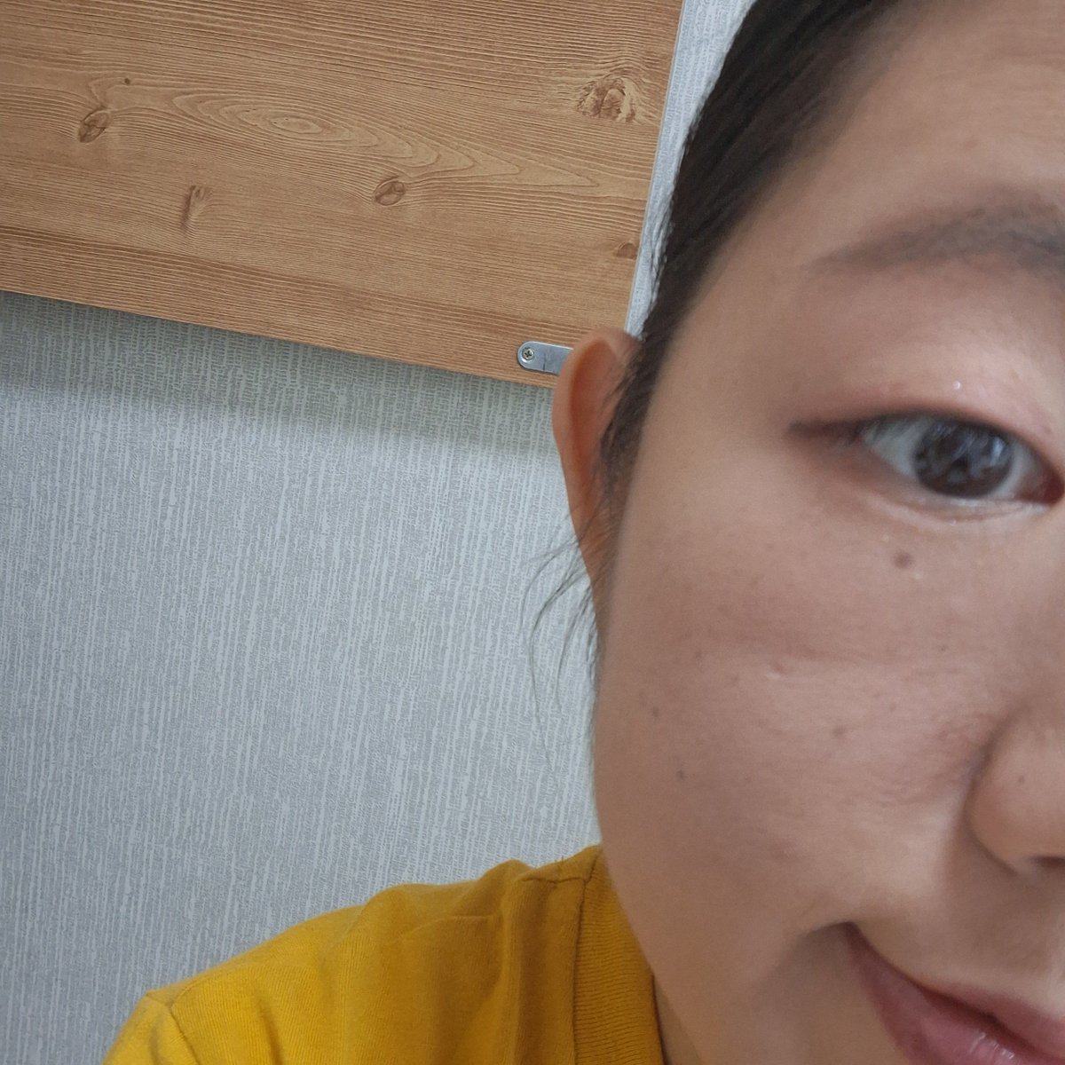 ddakcong_'s tweet photo. 투쿨포스쿨 프로타주 펜슬
10 클래시 휘그

무화과인데 뮤트한 로즈 색감에
여름 뮤트가 써야 할 거 같지만
가을 뮤트가 바라보는 제품 😉 https://t.co/o50PX2UvHq