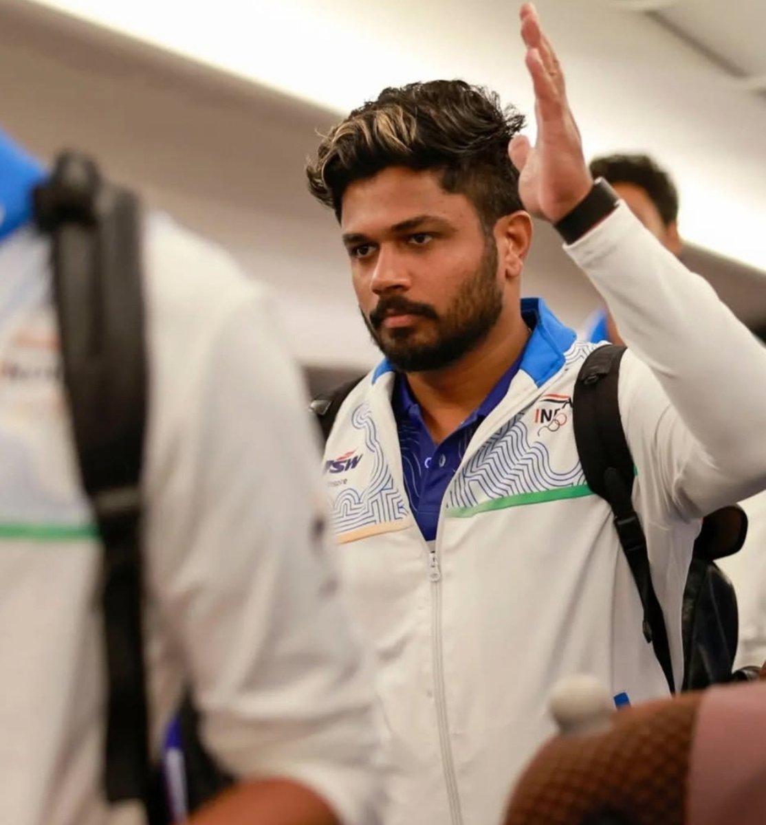 Supremacyx9's tweet photo. Indian fans: Asian Games ko jitayega.
Le Sanju me 🐐🔥 https://t.co/35P4vuYYEt