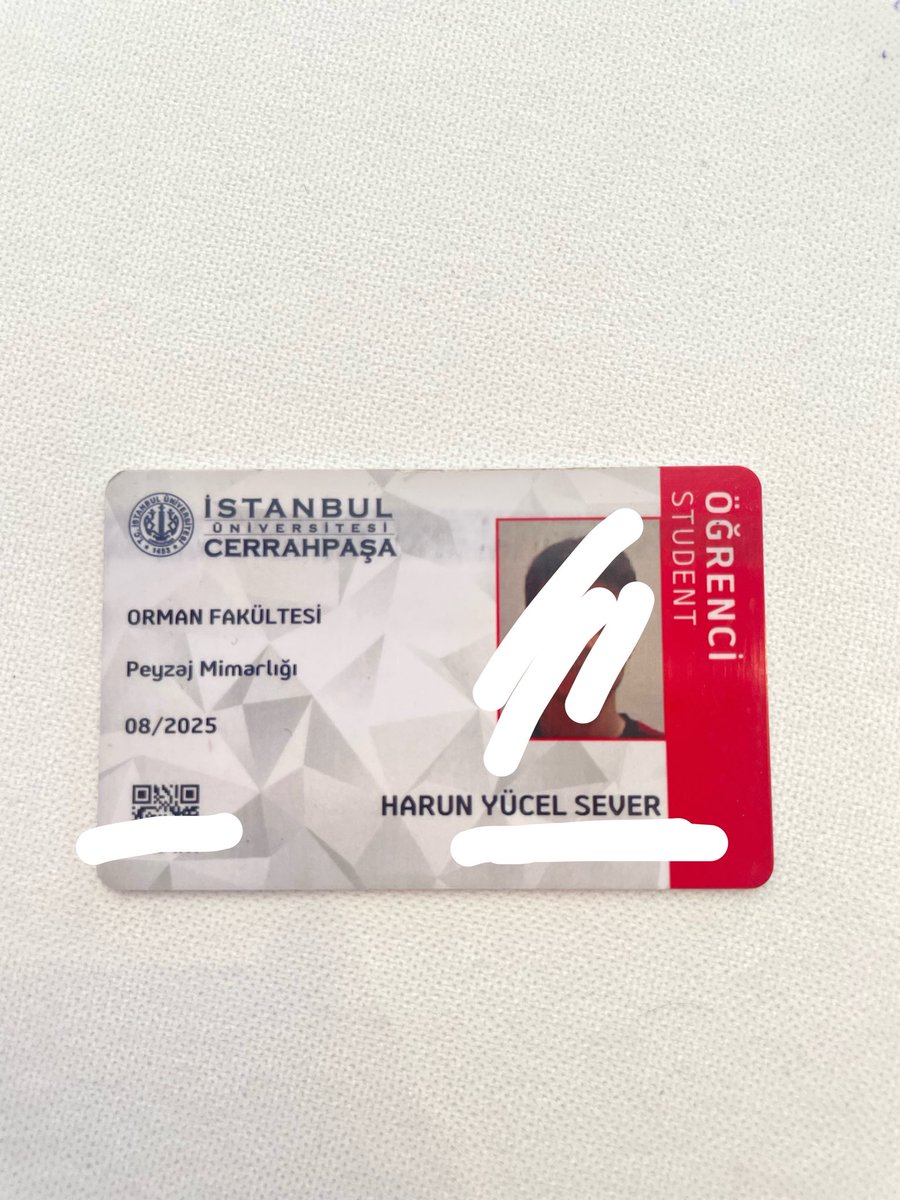 harunyucelsever's tweet photo. @idgafimhipster @alittlefatshady @pardontercumanm Al bu kimliği istediğin yerine sok beyinsiz cahil dm den yaz sana transkript de atayım aldığım derslerin 🙂 https://t.co/io4MTvdY7a