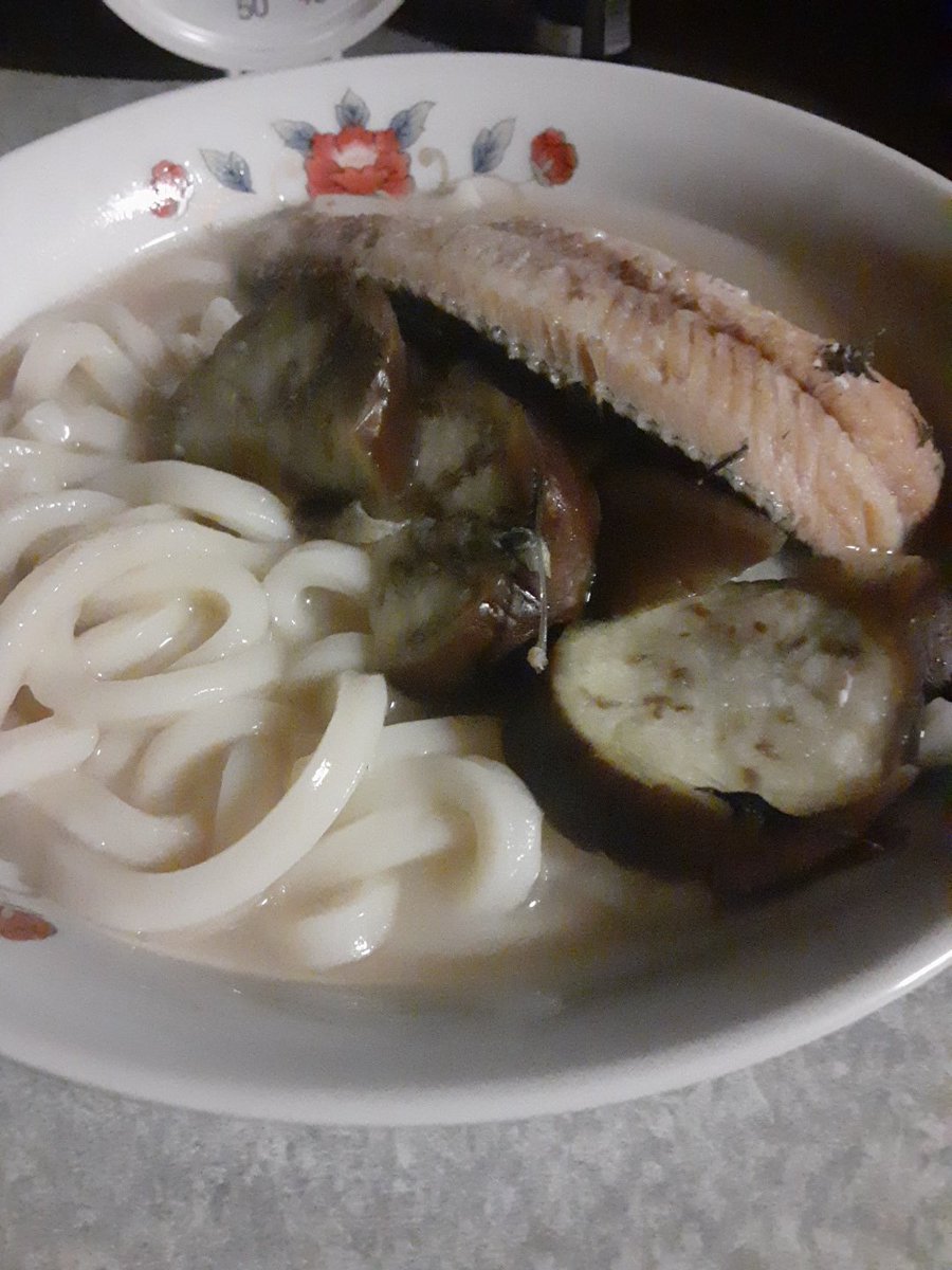 adadadmjmjjt's tweet photo. うどん◥█̆̈◤࿉∥ナスと肴だけ https://t.co/3YJAHMUyFk