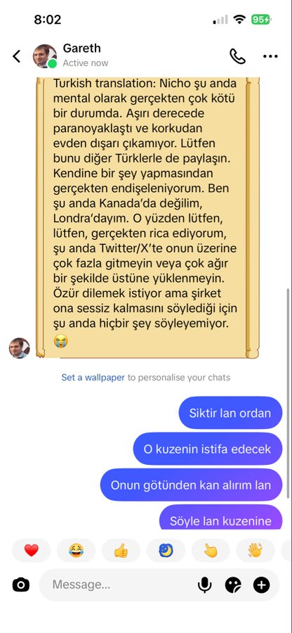 Spelay0's tweet photo. Atatürk profil fotoğrafı kullananları banlayan moderatör Chakerathe'nin okul arkadaşının bir Türk kullanıcısına yazdığı şeyler.

3. Görsel'in Türkçesi: "Çalıştığı şirket de Türkleri pek sevmesiyle tanınmaz. Atatürk'e karşı düşmancalar ve Nicho'nun haksız olduğunu düşünmüyorlar. Dürüst olmak gerekirse hâlâ neden bu oyunları oynadığını anlamıyorum. Bunu Avrupalılar için yapıyorlar."

via: @oliviana78 
#paradox #racistparadox #atatürk