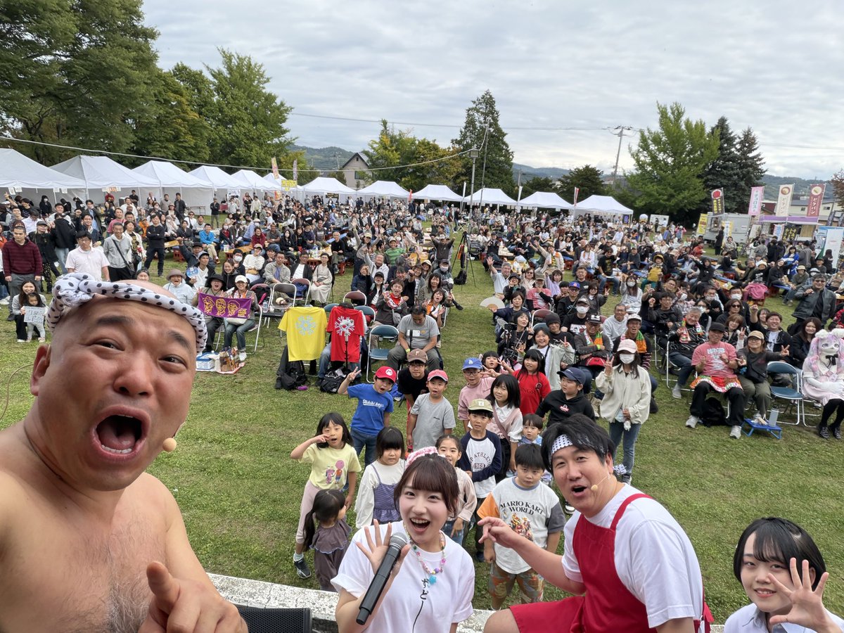 coolpoko_ono's tweet photo. 北海道、ないえのゆめぴりかフェス2026にてクールポコ。を見に来てくれた皆さん、ありがとうございましたー！！
ゆめぴりか食べ放題、奈井江汁、美味しかったー！！
皆さんいつまでも元気で、また必ずお会いしましょう！！
男は黙って、奈井江町。 https://t.co/aC5NOMc57u