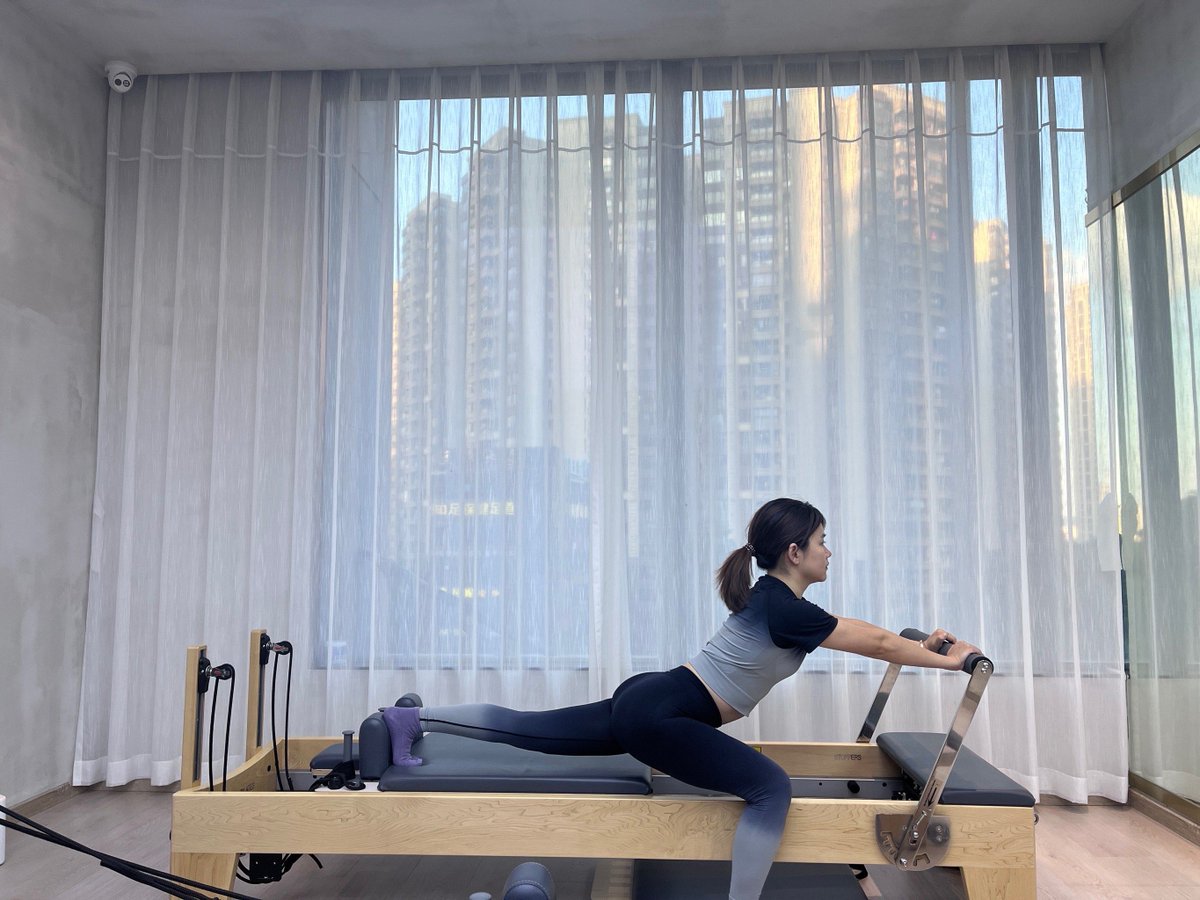 quanghayes30928's tweet photo. Small daily wins = big health gains! 10 mins of stretching after meals, drinking 2 more glasses of water, and a 5-min walk at noon — these little habits build a fitter you.  Don’t underestimate the power of consistency! https://t.co/lOqHKr7yQb