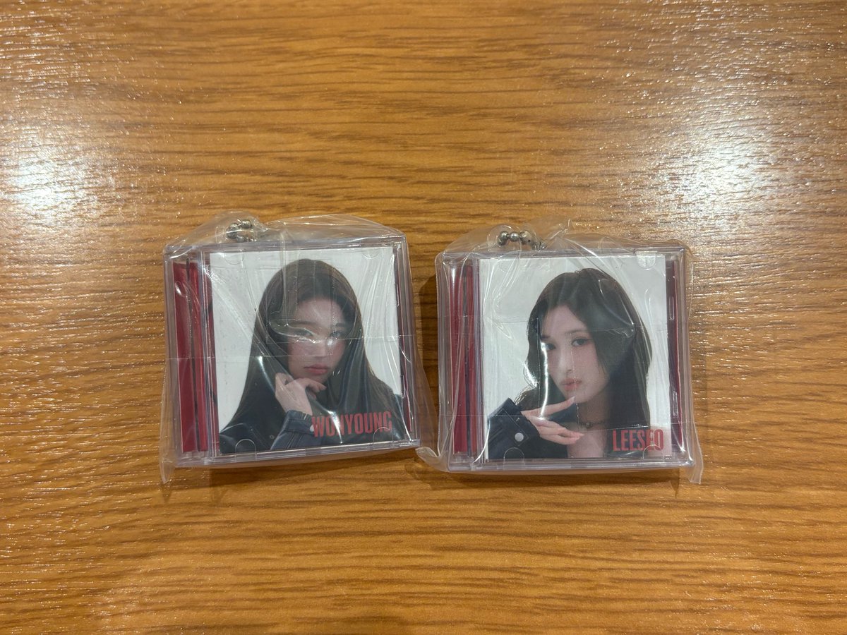 Apple_Illust's tweet photo. IVE ミニCDコレクション ガチャ 交換

譲　ウォニョン１　イソ1

求　レイ　（リズ ）各1

郵送または都内手渡しでの交換を希望しております。
お気軽にお声掛けください！ https://t.co/562WwbEivG