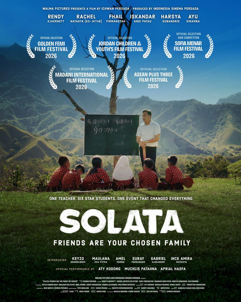 ichwanpersada's tweet photo. VERSI REVISI EDISI POSTER INTERNASIONAL FILM SOLATA 

Bersamaan dengan selesainya proses revisi penerjemahan bahasa Inggris untuk film SOLATA, kami juga melakukan revisi untuk sub judulnya di poster.

Saat ini film SOLATA juga dalam proses penerjemahan ke dalam bahasa Prancis. 

Terima kasih atas dukungan teman-teman untuk film sederhana kami SOLATA [Friends Are Your Chosen Family].
