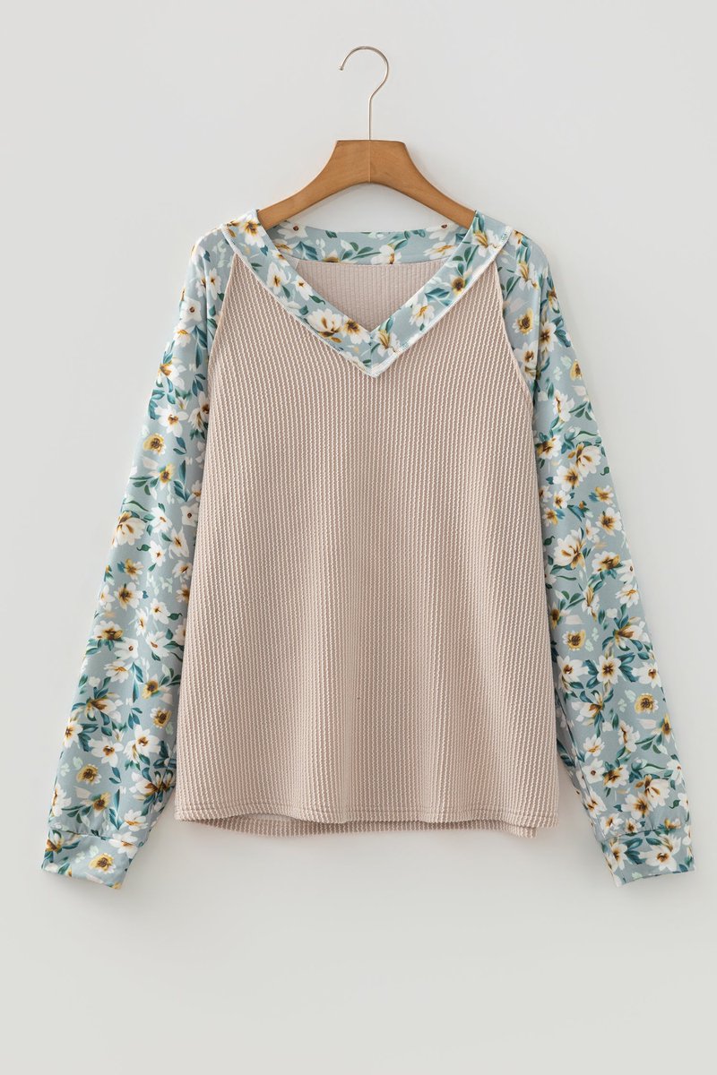 BoutiqueKalea's tweet photo. KaleaBoutique Stylish Ribbed Floral Contrast Patchwork Long Sleeve Top #floral #TopsAndTees
$13.95
➤ https://t.co/zp0QK7nfS5