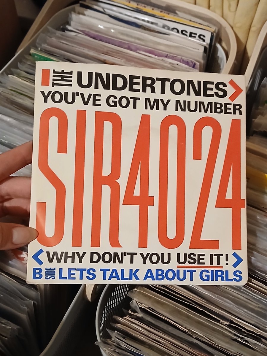 clairywairy88's tweet photo. "You've got my number, why don't you use it. You know my name, you won't abuse it. If you wanna wanna wanna wanna wanna have someone to talk to..." ❤️ #YouveGotMyNumber (1979) #TheUndertones 💙 #FeargalSharkey #NewWave Happy Saturday all.x ❤️ https://t.co/MTAkGRI3Ud