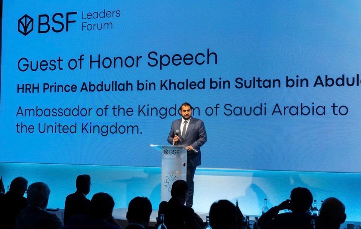 aksa_alsaud's tweet photo. سعدت بالمشاركة في ملتقى قادة البنك السعودي الفرنسي في لندن، وما شهده من حوار حول التحولات الاقتصادية ودور القطاع الخاص في المرحلة المقبلة. ما تحقق في ظل رؤية السعودية 2030، بتوجيهات القيادة الرشيدة -حفظها الله-، يفتح آفاقاً أوسع للشراكة الاقتصادية والاستثمارية بين المملكة والمملكة المتحدة، ونعمل على تعزيزها بما يخدم المصالح المشتركة للبلدين الصديقين. 🇸🇦🇬🇧