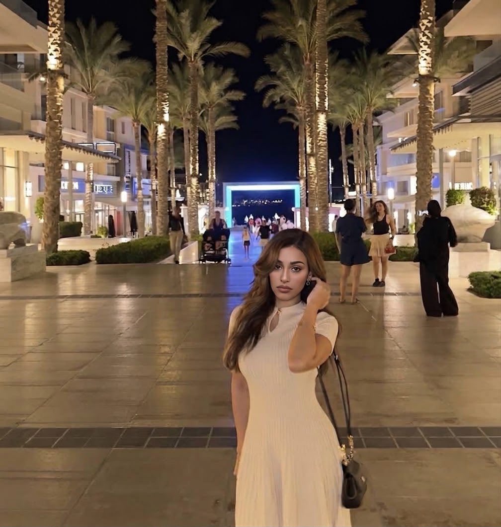 itsshamse's tweet photo. لولا تدخل العجوز وفولكان 
كان شفناهم كذا في مصر
افضل كبلز يمر في قسمة ونصيب
😭😭😭😭 https://t.co/dE5fmgSSIg