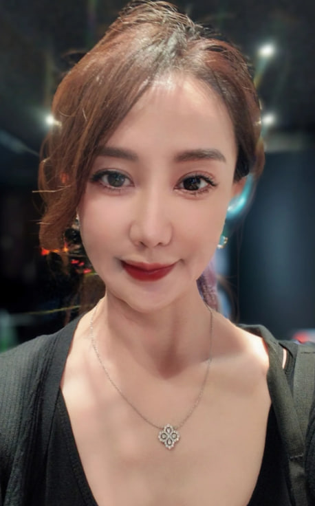 wrjgk's tweet photo. 好久沒有這樣認認真真拍張照片了 
你們覺得好看嗎 https://t.co/K1OzXiGWRH