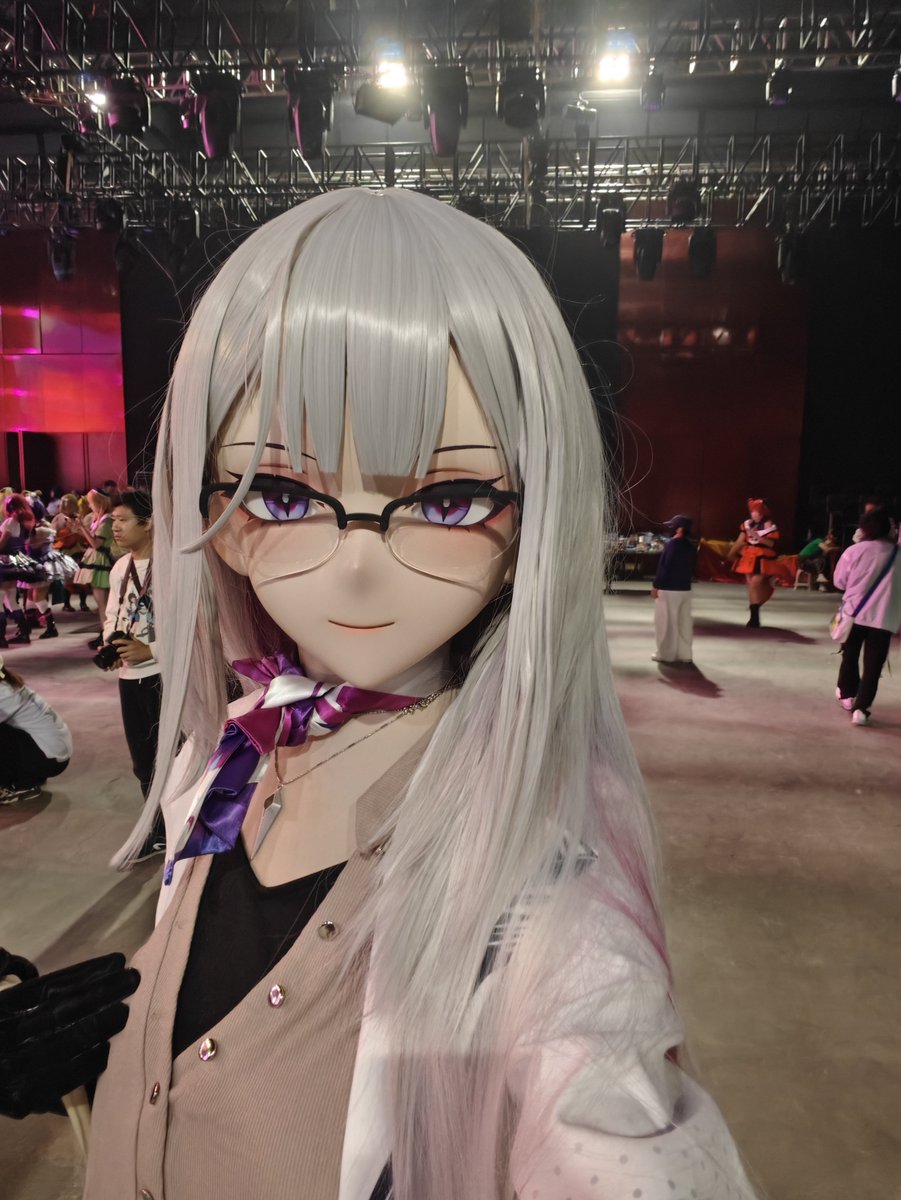 littleorange13's tweet photo. 绒绒号截稿日，出门取材啦 https://t.co/4JgmX3fccB