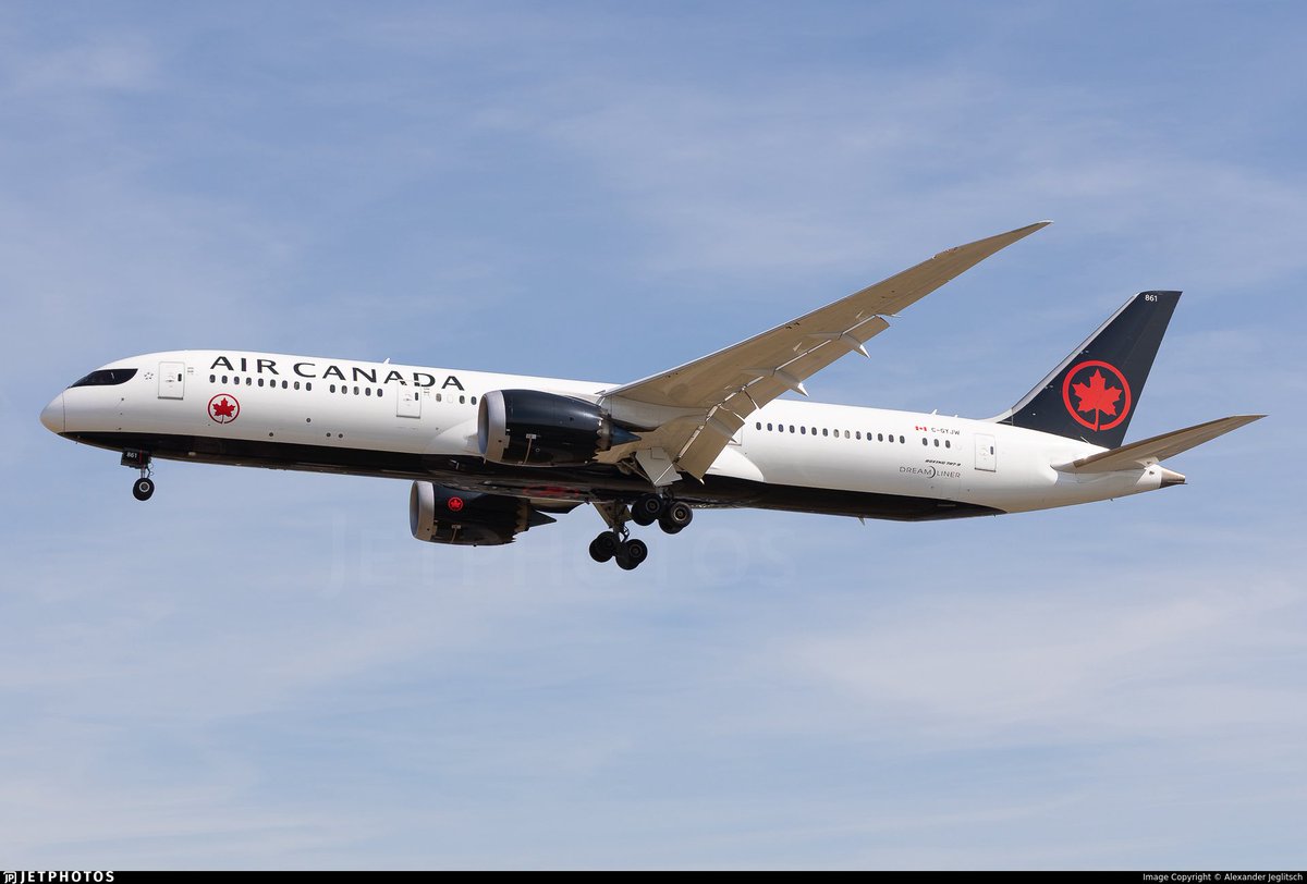 runway_thrill's tweet photo. Air Canada to resume Montreal - Delhi 🇮🇳🇨🇦  eff 25th October 2026 , to be operated 5x weekly using B787-9 from 25th Oct 2026 to 27th March 2027.  This route of Air Canada is seasonal.

Timings 
AC50 YUL2205 – 2245+1DEL 
AC51 DEL0030 – 0610YUL 

📸 Alexander Jeglitsch https://t.co/FmoNdn44Gt