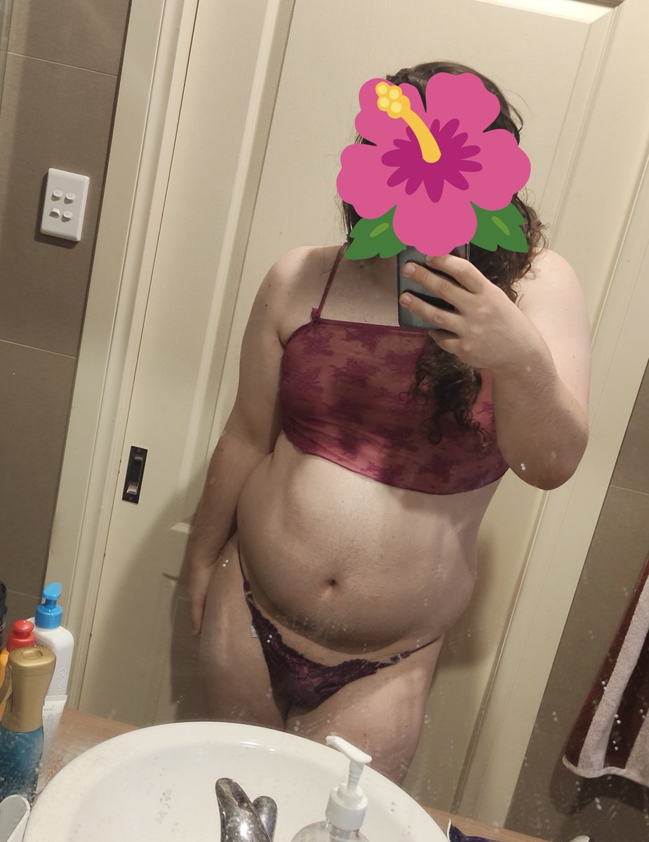 Username38501's tweet photo. Thicc tummy femboy ~ (⁠〃ﾟ⁠3ﾟ⁠〃⁠) ~
#femboy #booty #gooner #butt #tummy #thicc https://t.co/T3k512mliR