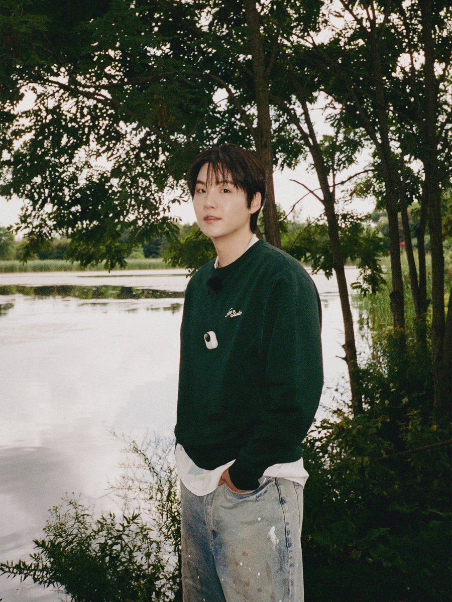 glosssmoon's tweet photo. this is college au yoonmin where alpha yoongi finały finds courage to ask the president of the omega club jimin on his dream picnic date near a lake, where perhaps jimin agrees that this alpha might not be so bad after all ... https://t.co/BQvh0SIQNk