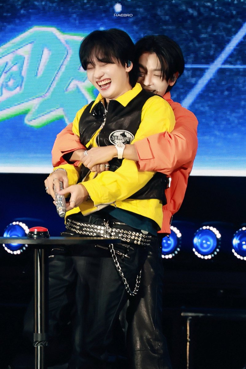 haebro19861015's tweet photo. 260926 ArcaDE 🇯🇵

とても楽しく遊んでいます
#동해 #donghae #은혁 #eunhyuk 
#superjunior #슈퍼주니어DnE #SuperJuniorDnE #ALIVE https://t.co/RmxaJqR1wa