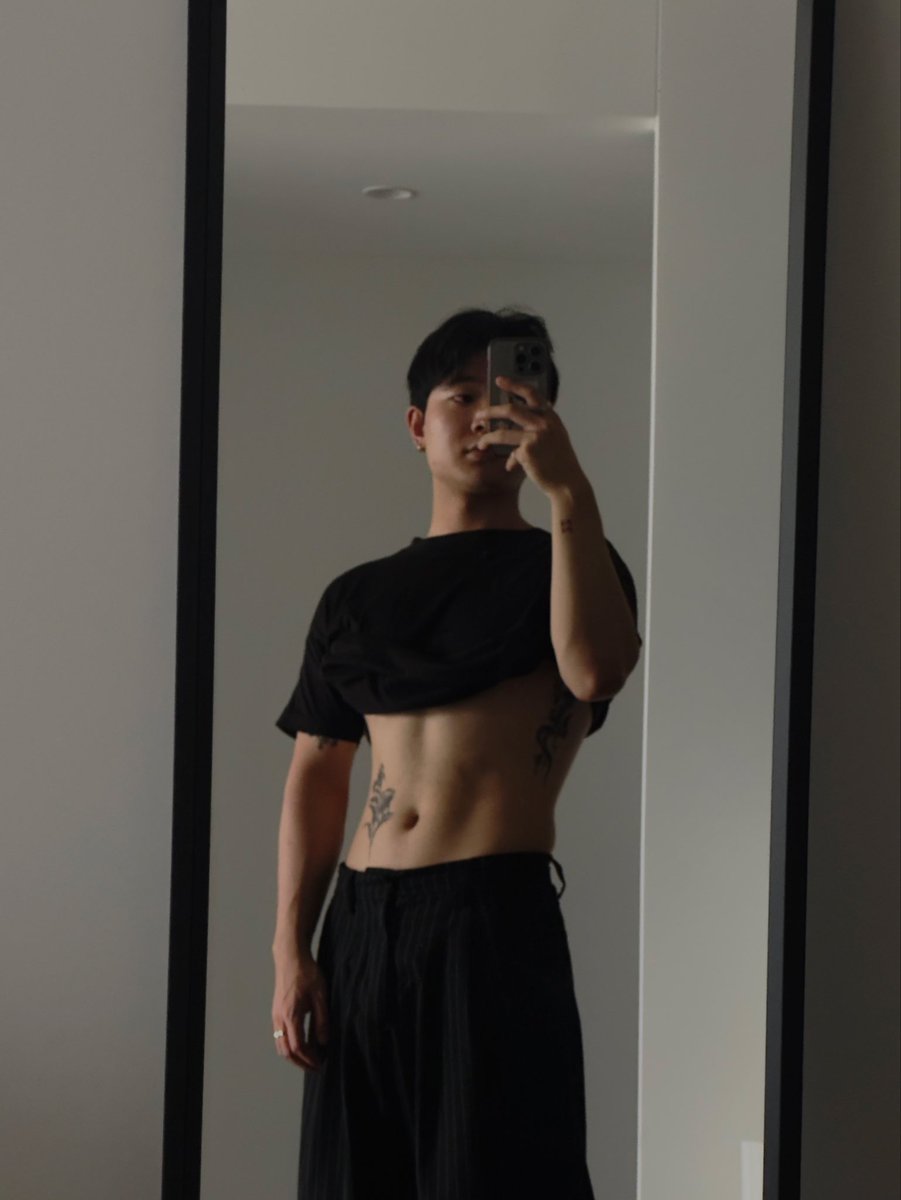 jankinbu's tweet photo. dm me to see more 🫣 #horny #asian #nsfwtwt https://t.co/kYT3VklCL9