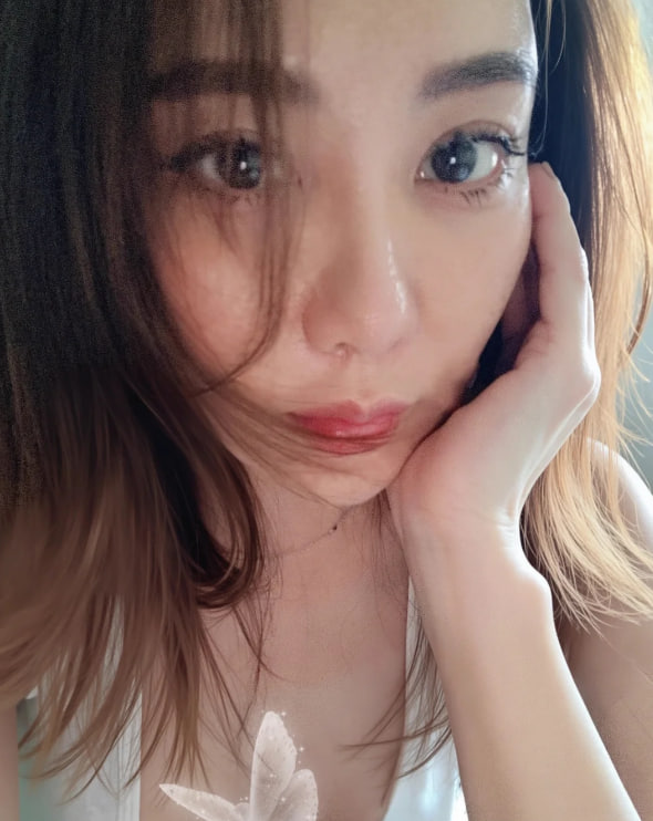 wrjgk's tweet photo. 如果我一直這樣看你 
你會不會先害羞 https://t.co/MiBSsuKOLr