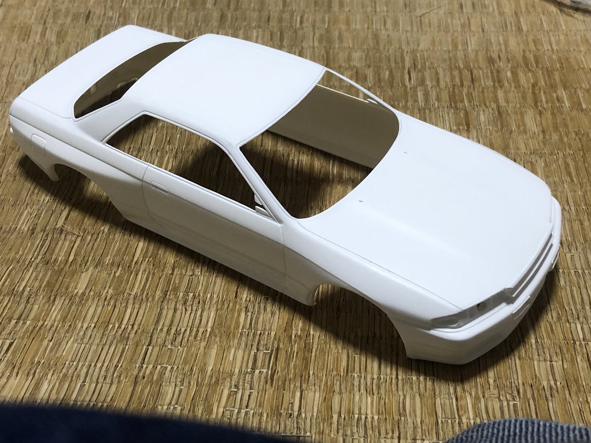 UhGPI5mLKPDsYVE's tweet photo. 最近はカープラモ熱が再燃中w。
パーティングラインを消してヤスリ掛けまで進んだ。
しかし連日雨で塗装が進まないw。
フジミは手がかかるけど、悪くは無いんだよなーw。 https://t.co/B47bGBz6zf