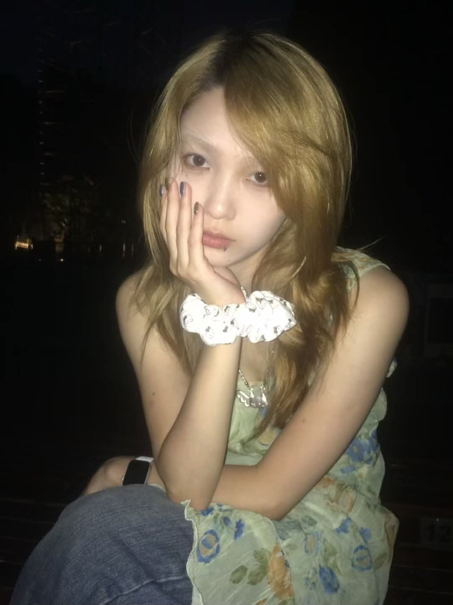Yayyy6c's tweet photo. For love
#写真 #摄影 #女大学生 #清纯风 #しゃしん #かわいい https://t.co/zqLZCYkD68