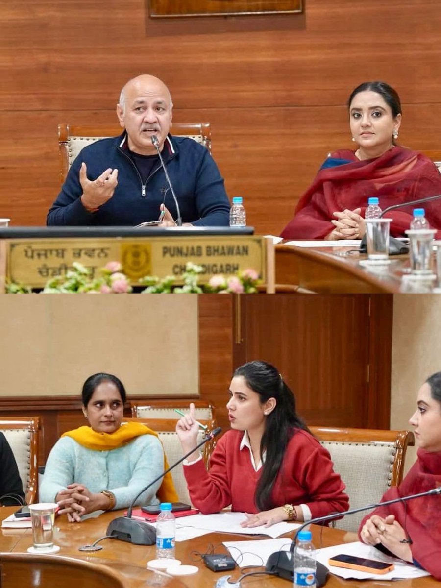 guramneet's tweet photo. और बेटा जी सरकार चला रही है। पंजाब के पैसे पर सरकारी कोठी में परिवार सहित मजे और आनंद ले रही है। अब कुछ तो बोलना ही पड़ता, पिता जी को बीमार बोल दिया।
वैसे @GayatriBishnoi_ जी, छोले भठूरे मंगवाएं कहां से थे, मेरे पिता जी भगवान की कृपया से बीमार तो नहीं लेकिन खाने के शौकीन है। https://t.co/4ICpPANFeB