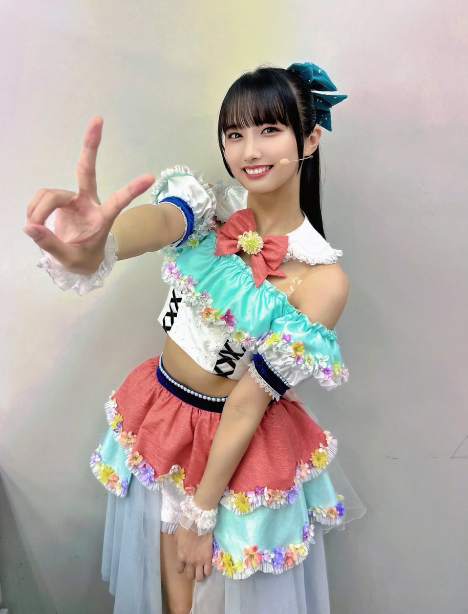 shimizu_riko's tweet photo. #スクールアイドルミュージカル 
千秋楽を終えることができました✨️

スクミュに出会えたこと、心から幸せです。
大好きなヒカルちゃんたちが生きる世界をこれからもずっと大切にしたいです🌱

1度でも来てくれた方、本当にありがとうございました😭

天草ヒカル役 清水理子  #スクミュ  #lovelive https://t.co/XaOtYmiEuj