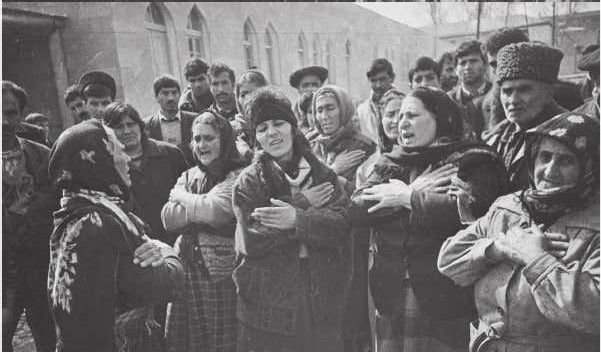 N4MJUNO's tweet photo. görürəm soyqırımlara qarşı çox həssassınız əgər həqiqətən elədirsə Qarabağdakı soyqırımı unutmayın və unutdurmayın https://t.co/O9jvAdn9rz