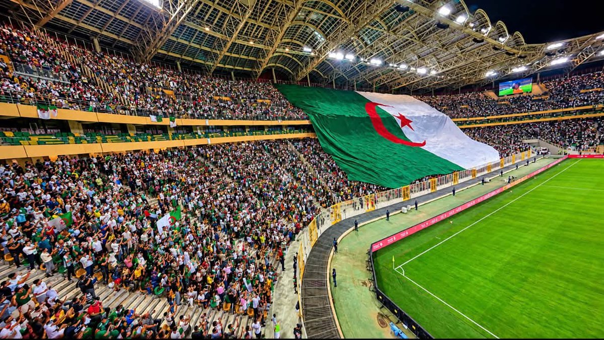 Algeria3New's tweet photo. Beautiful images from the Tizi Ouzou stadium. https://t.co/egEyHYwazJ