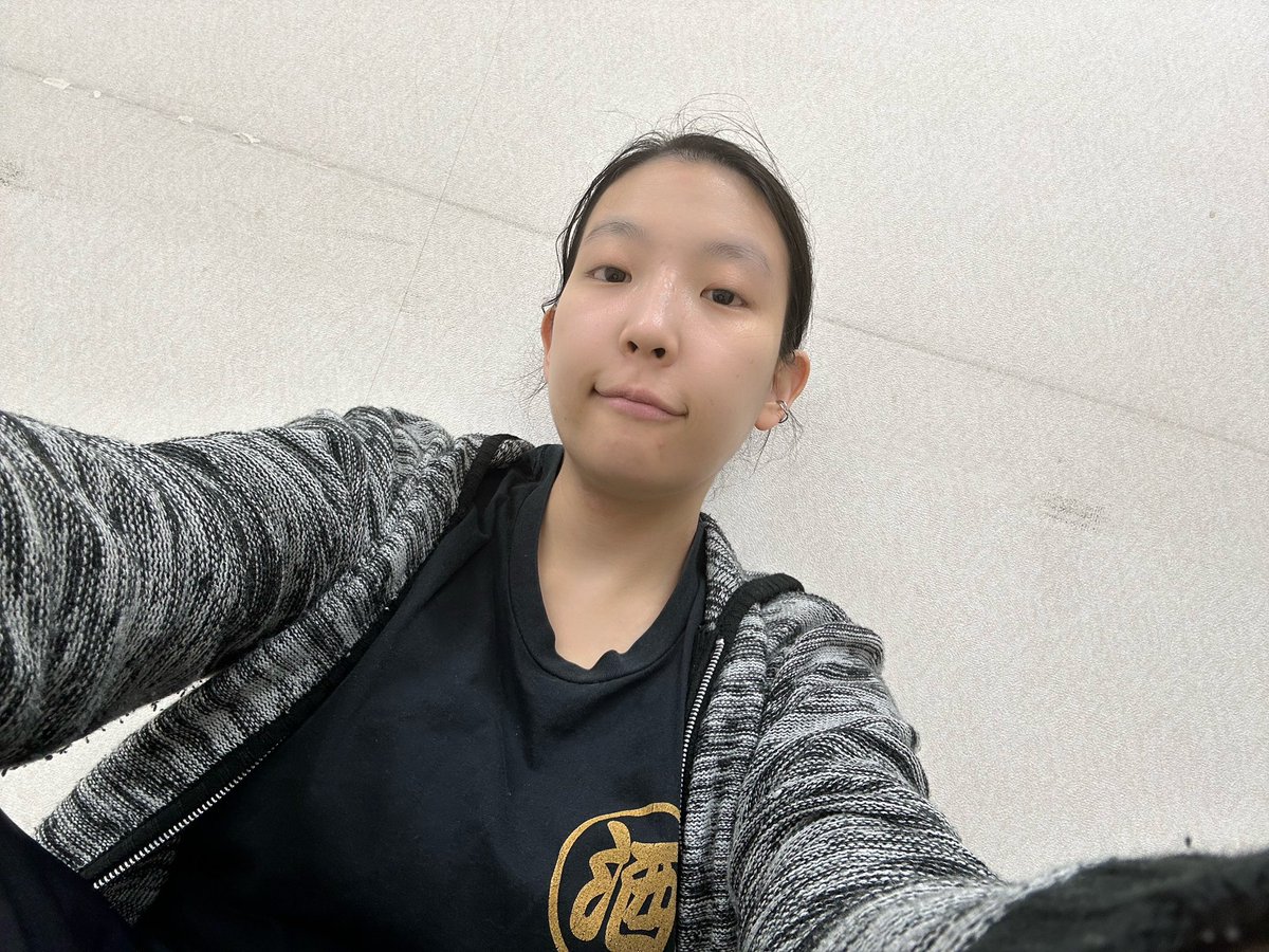 hazuki_ryou's tweet photo. 今日は稽古からの稽古
稽古場から稽古場まで1時間5分
乗り換え2回
遠い気がするけどこんなもんか？

てか、美肌加工ってすごいな（笑）
元々薄い眉がより薄くなっちゃうけど...

舞台のチケット購入は引用元からぜひ↓
#じかメロ
#奏音乃音 
#酒竜神 https://t.co/K5n3EPbzz6