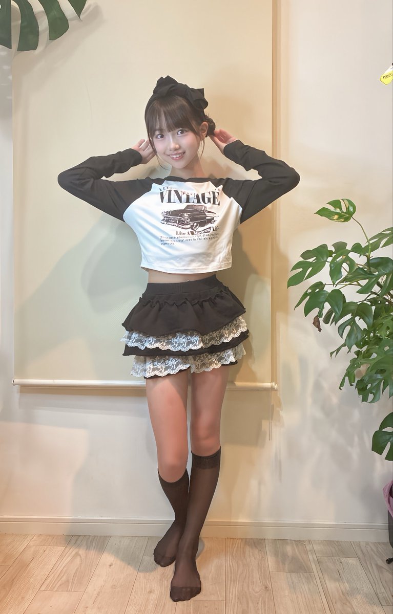 rea_model's tweet photo. 今日のコーデ🎀
最近ツ��ン団子が好き🫶

#ツイン団子　#小学生コーデ https://t.co/TGDw9tE7pX