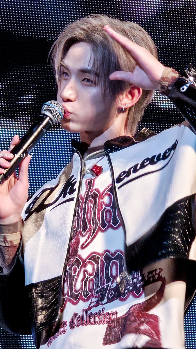 mn_goof_s2's tweet photo. 私の弟がセーラームーンみたいだと言ってました🌙💖

#LYKNDuskAndDawnxOsaka
#hongshihoshi  #LYKN https://t.co/q5z4L2kefK