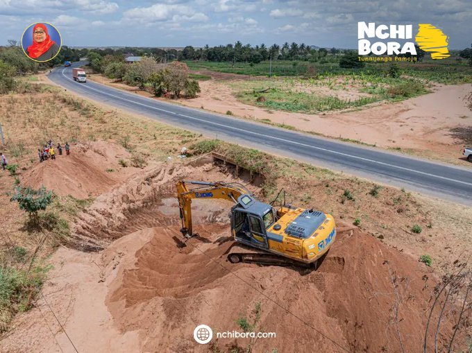 nasra_uchebe's tweet photo. TANROADS imefanya tathmini ya km 2,071 za barabara na madaraja 1,032 nchini, hatua iliyosaidia kubaini maeneo 49 yanayohitaji ufuatiliaji maalum ili kukabiliana na athari za mvua za El Nino kwenye miundombinu. https://t.co/51SWmBk9Gq