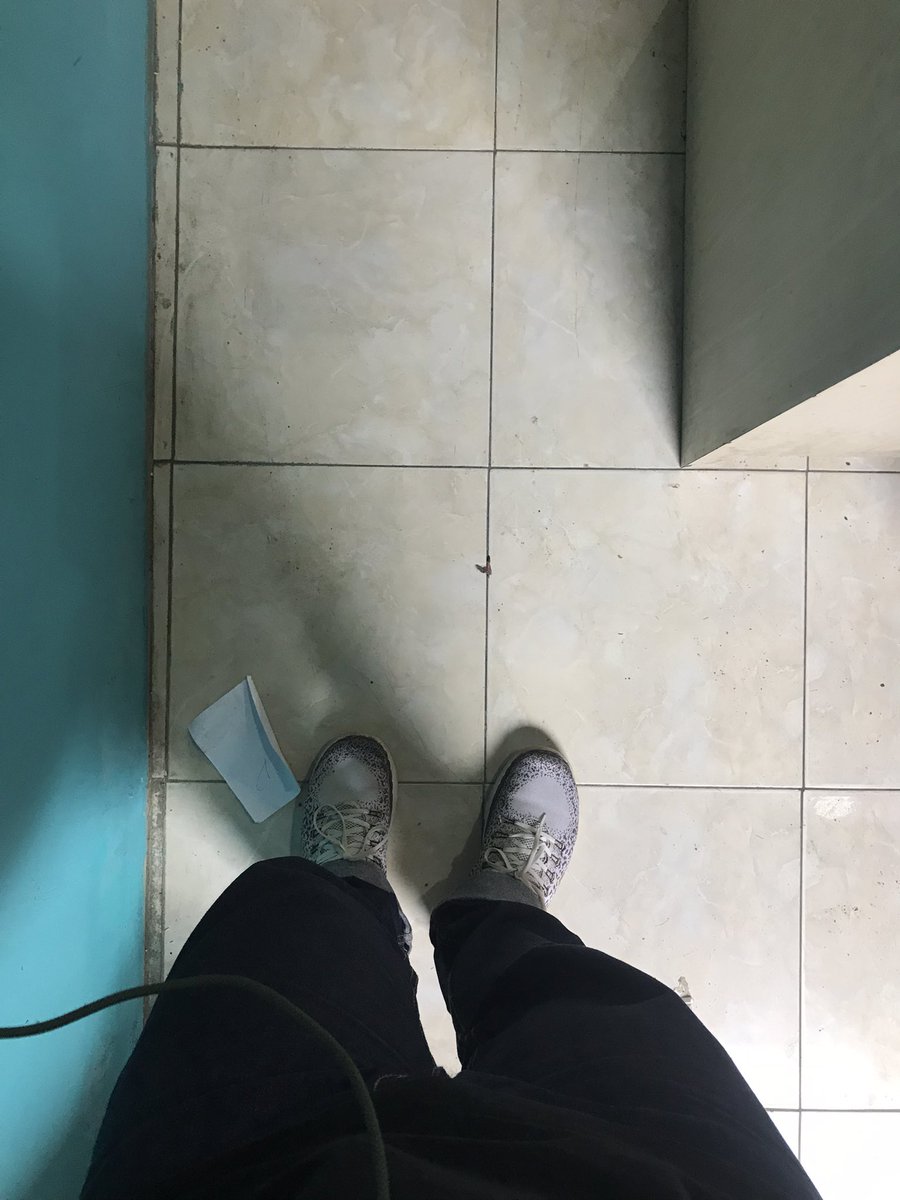goodbyekisss's tweet photo. bebas og weekend ngantor yo nggo denim lah https://t.co/VyRtz2PBbS