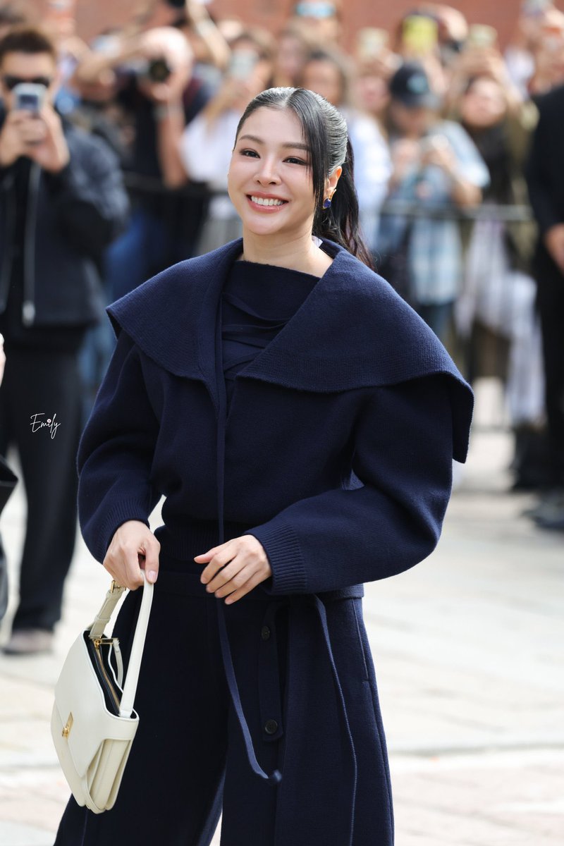 manudafaye's tweet photo. Amor da minha vida, ninguém acima de você ❤️‍🔥💫

FAYE FOR FERRAGAMO MFW
#FerragamoXFaye https://t.co/4QVtpPeDjV